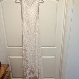 Elegant White Lace Dress